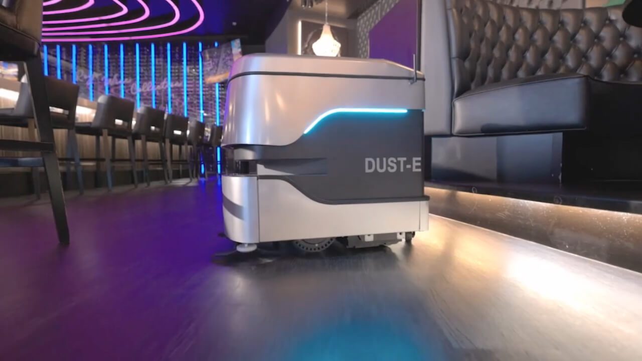 DUST-E Floor Cleaning Robot 02